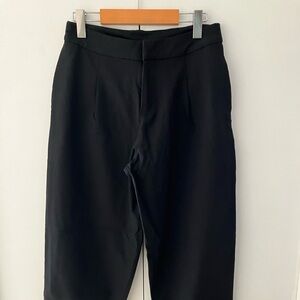 Lululemon barrel crop trousers